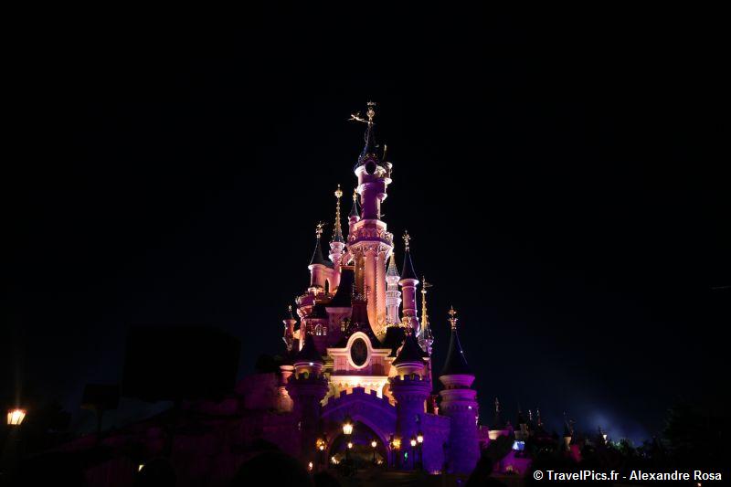 gal/Disneyland_Resort_Paris/fireworks/14_Juillet_2010/14_juillet_Disneyland_Chateau46.jpg
