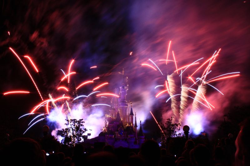 gal/Disneyland_Resort_Paris/fireworks/Enchanted_Fireworks/Enchanted_Fireworks25.jpg