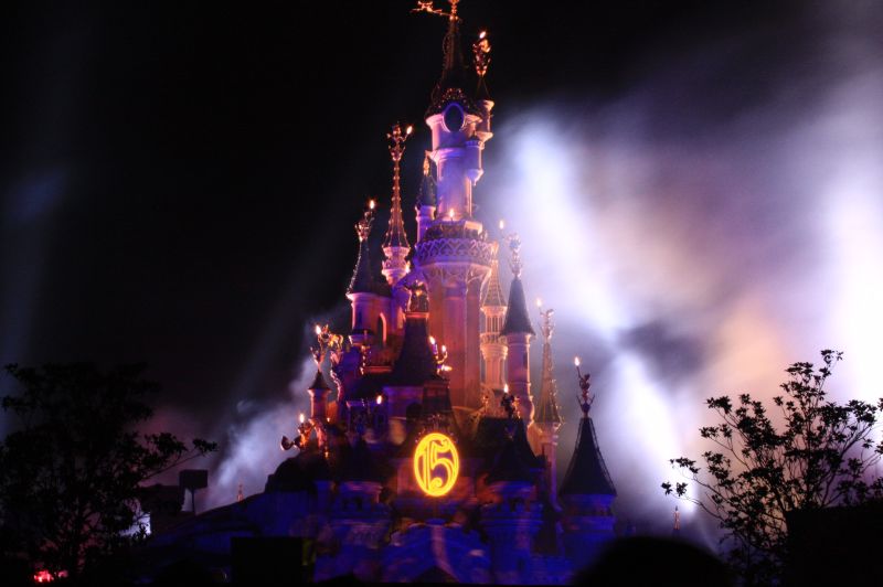 gal/Disneyland_Resort_Paris/fireworks/Enchanted_Fireworks/Enchanted_Fireworks48.jpg