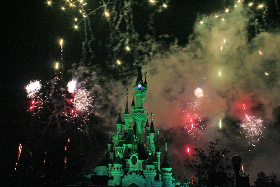 gal/Disneyland_Resort_Paris/fireworks/St_Patrick_2007/IMG_7016.JPG