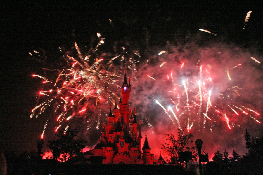 gal/Disneyland_Resort_Paris/fireworks/St_Patrick_2007/IMG_7027.JPG