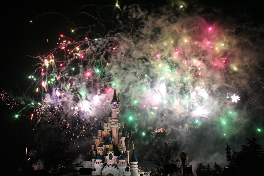 gal/Disneyland_Resort_Paris/fireworks/St_Patrick_2007/IMG_7039.JPG