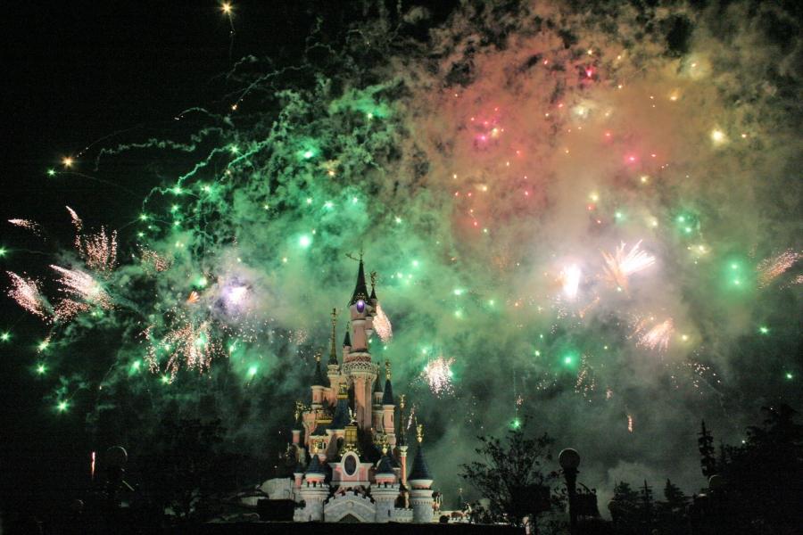 gal/Disneyland_Resort_Paris/fireworks/St_Patrick_2007/IMG_7042.JPG