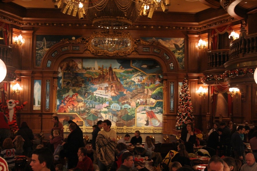 gal/Disneyland_Resort_Paris/noel07/Sapins/IMG_2085.JPG