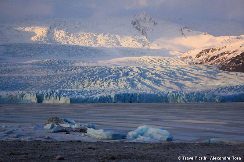 gal/Iceland/Jokulsarlon/Fjallsarlon/Islande_Fjallsarlon_glacier_hiver41.jpg