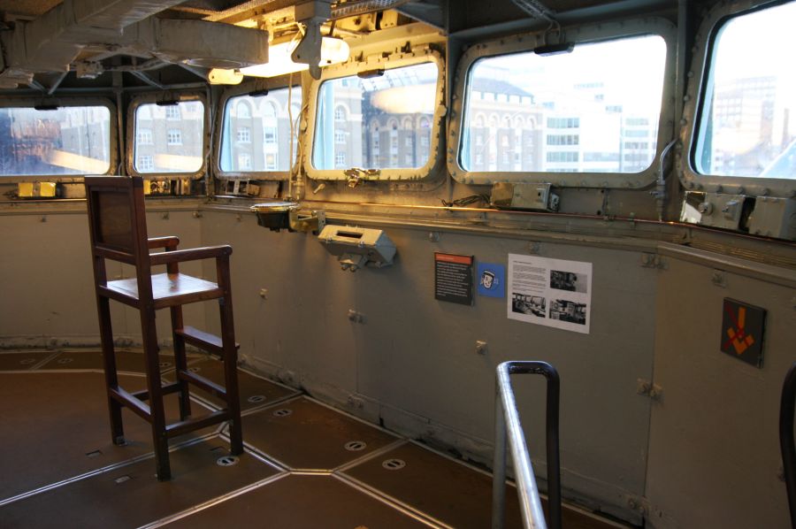 gal/Londres/HMS_Belfast/Postes_de_commandes/HMS_Belfast_02.jpg