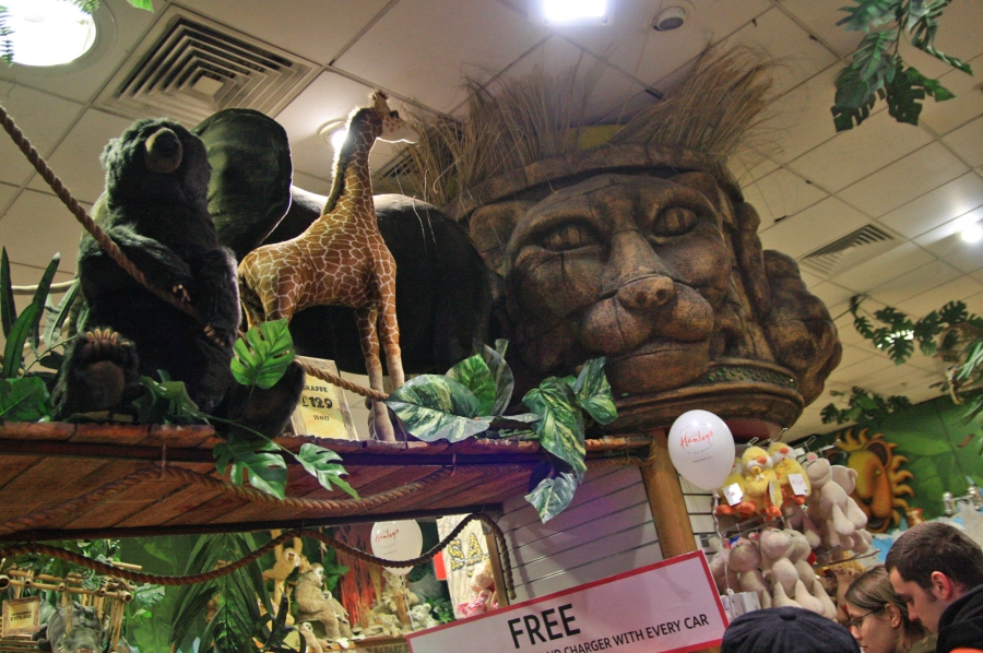 gal/Londres/Piccadilly_Circus/hamleys/IMG_1696.jpg