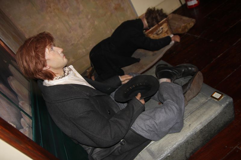 gal/Londres/Sherlock_Holmes_Museum/Scenes_de_Crime/Sherlock_Holmes_Museum_103.jpg