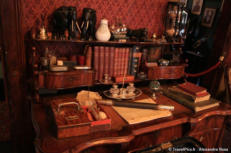 gal/Londres/Sherlock_Holmes_Museum/Sherlock_Holmes_Museum_London042.jpg