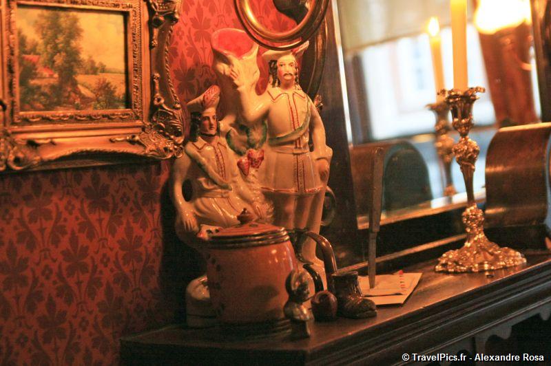 gal/Londres/Sherlock_Holmes_Museum/Sherlock_Holmes_Museum_London133.jpg
