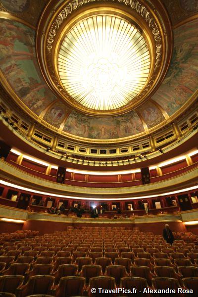 gal/Musical_Theatres/Asterix_-_Theatre_des_Champs_Elysees/Asterix_Musical_Theatre_Champs_Elysees138.jpg