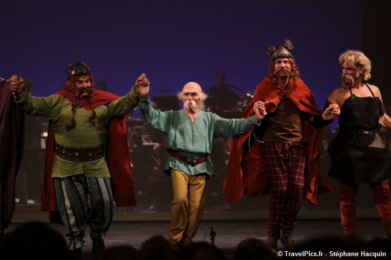 gal/Musical_Theatres/Asterix_-_Theatre_des_Champs_Elysees/Asterix_Musical_Theatre_Champs_Elysees230.jpg