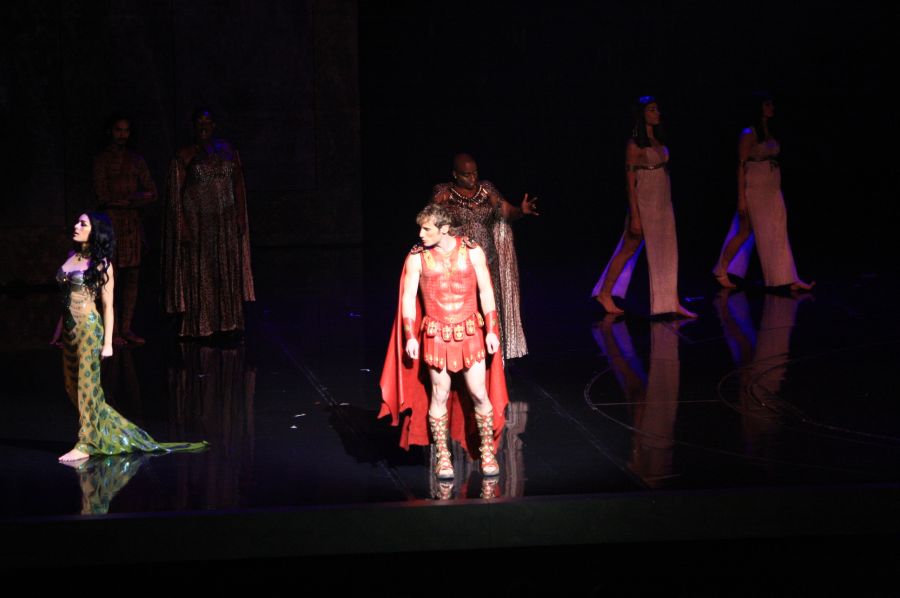 gal/Musical_Theatres/Cleopatre_-_Palais_des_Sports/Cleopatre_Comedie_Musicale_Palais_des_Sports_Paris037.jpg