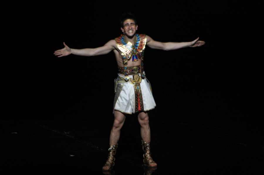 gal/Musical_Theatres/Cleopatre_-_Palais_des_Sports/Cleopatre_Comedie_Musicale_Palais_des_Sports_Paris057.jpg