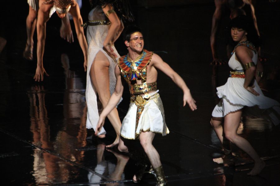 gal/Musical_Theatres/Cleopatre_-_Palais_des_Sports/Cleopatre_Comedie_Musicale_Palais_des_Sports_Paris059.jpg