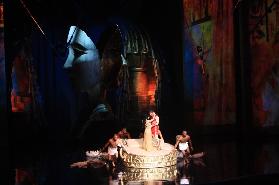 gal/Musical_Theatres/Cleopatre_-_Palais_des_Sports/Cleopatre_Comedie_Musicale_Palais_des_Sports_Paris072.jpg