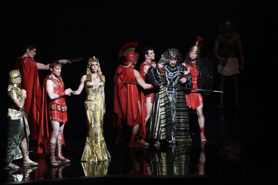gal/Musical_Theatres/Cleopatre_-_Palais_des_Sports/Cleopatre_Comedie_Musicale_Palais_des_Sports_Paris104.jpg