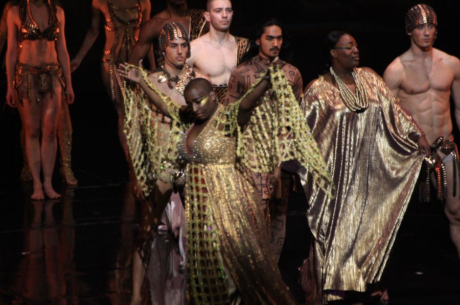 gal/Musical_Theatres/Cleopatre_-_Palais_des_Sports/Cleopatre_Comedie_Musicale_Palais_des_Sports_Paris137.jpg