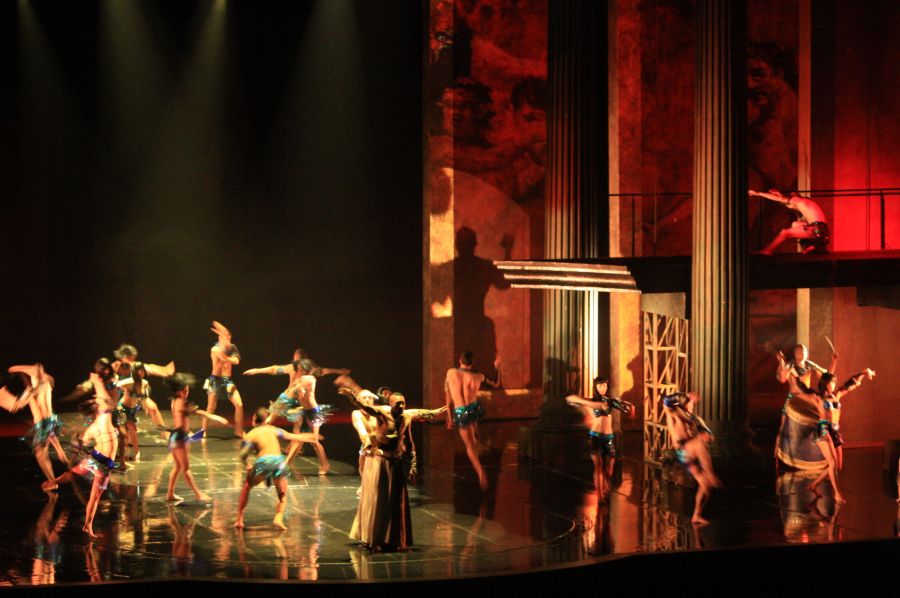 gal/Musical_Theatres/Cleopatre_-_Palais_des_Sports/Cleopatre_Comedie_Musicale_Palais_des_Sports_Paris279.jpg