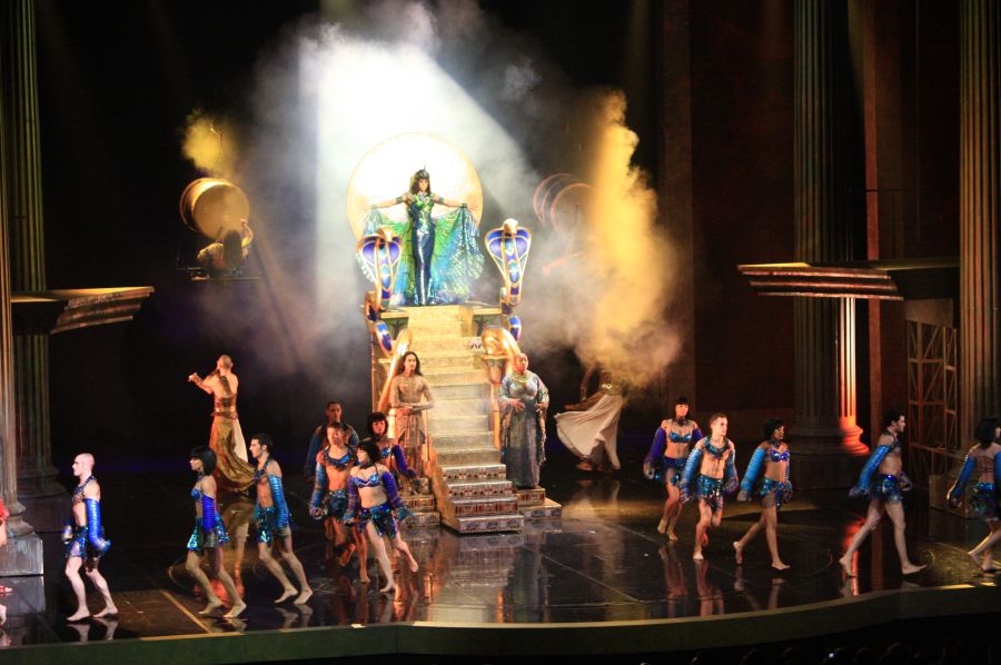 gal/Musical_Theatres/Cleopatre_-_Palais_des_Sports/Cleopatre_Comedie_Musicale_Palais_des_Sports_Paris291.jpg
