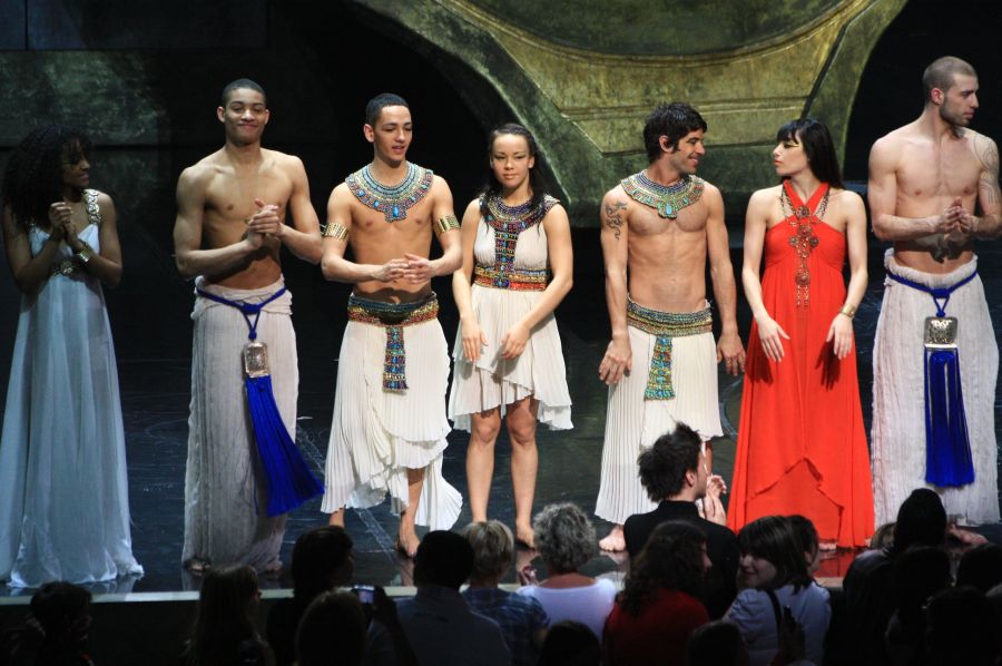 gal/Musical_Theatres/Cleopatre_-_Palais_des_Sports/Cleopatre_Comedie_Musicale_Palais_des_Sports_Paris477.jpg