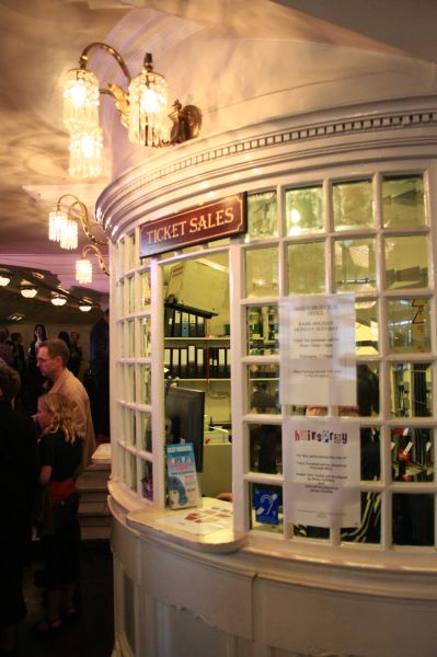 gal/Musical_Theatres/Hairspray_-_Shaftesbury_Theatre/Shaftesbury_Theatre_Hairspray22.JPG
