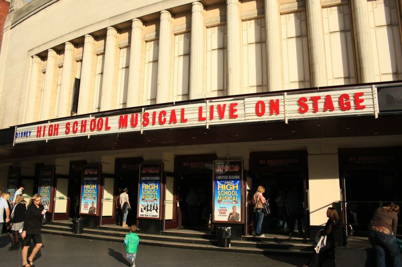 gal/Musical_Theatres/High_School_Musical_-_Hammersmith_Apollo/High_School_Musical_on_Stage013.JPG