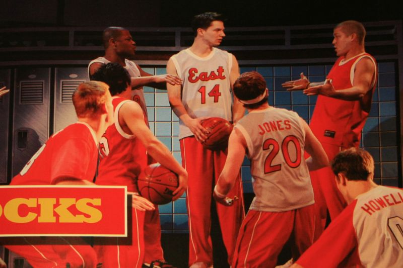 gal/Musical_Theatres/High_School_Musical_-_Hammersmith_Apollo/Official_Pictures/High_School_Musical_on_Stage084.JPG