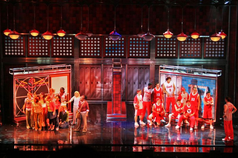gal/Musical_Theatres/High_School_Musical_-_Hammersmith_Apollo/Show/High_School_Musical_on_Stage099.JPG