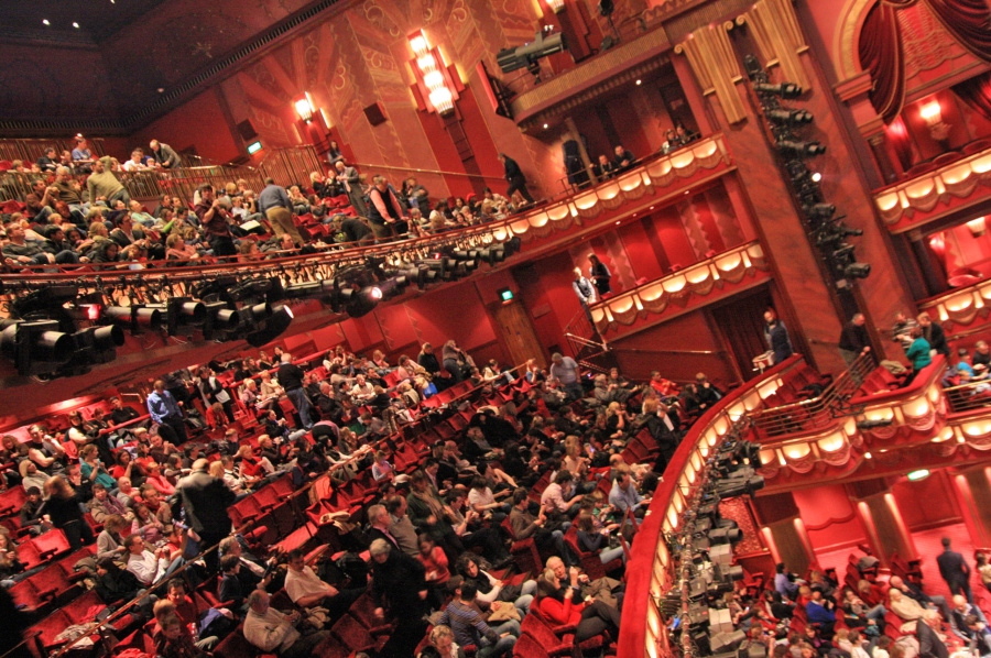 gal/Musical_Theatres/Mary_Poppins_-_Prince_Edward_Theatre/IMG_2185.jpg