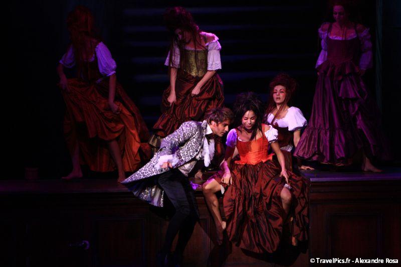 gal/Musical_Theatres/Mozart_Opera_Rock_-_Palais_des_Sports/Mozart_Opera_Rock_Palais_des_Sports_Paris087.jpg