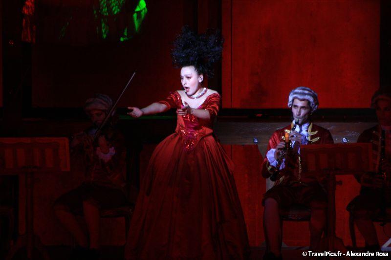 gal/Musical_Theatres/Mozart_Opera_Rock_-_Palais_des_Sports/Mozart_Opera_Rock_Palais_des_Sports_Paris290.jpg