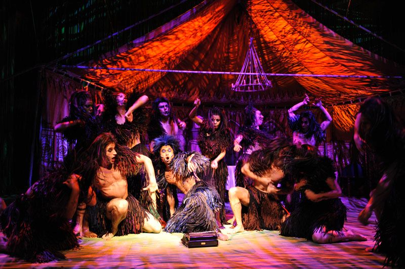 gal/Musical_Theatres/Tarzan_-_Disney_Musical_-_Hamburg/04_06_Tarzan.JPG