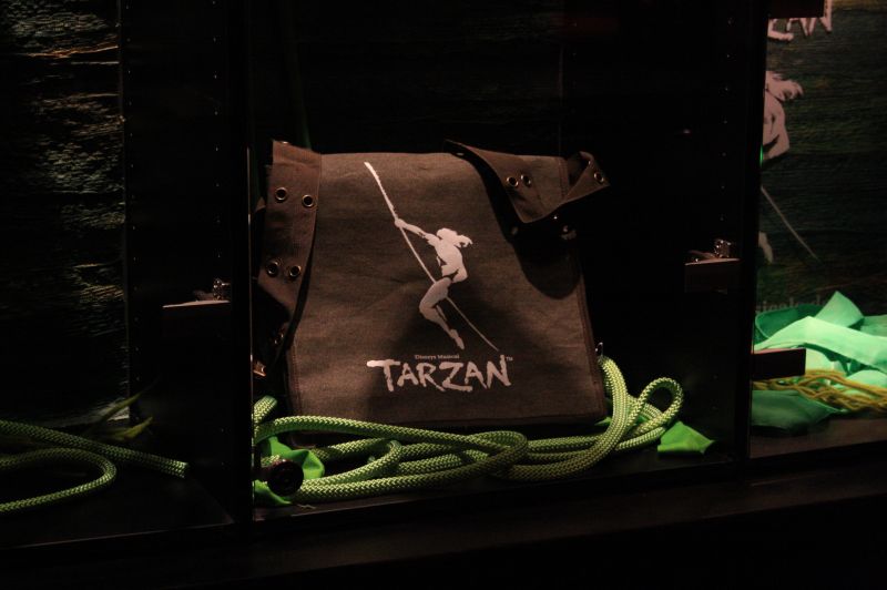 gal/Musical_Theatres/Tarzan_-_Disney_Musical_-_Hamburg/Tarzan_Disney_Musical_Hamburg026.jpg