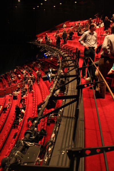 gal/Musical_Theatres/Tarzan_-_Disney_Musical_-_Hamburg/Tarzan_Disney_Musical_Hamburg087.jpg