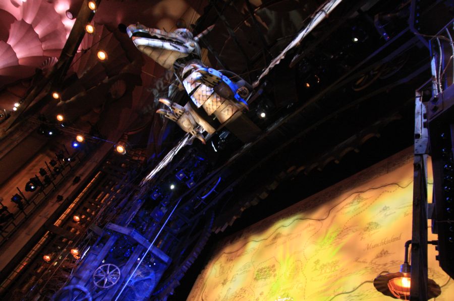 gal/Musical_Theatres/Wicked_-_Apollo_Victoria/Wicked_Musical_London018.jpg