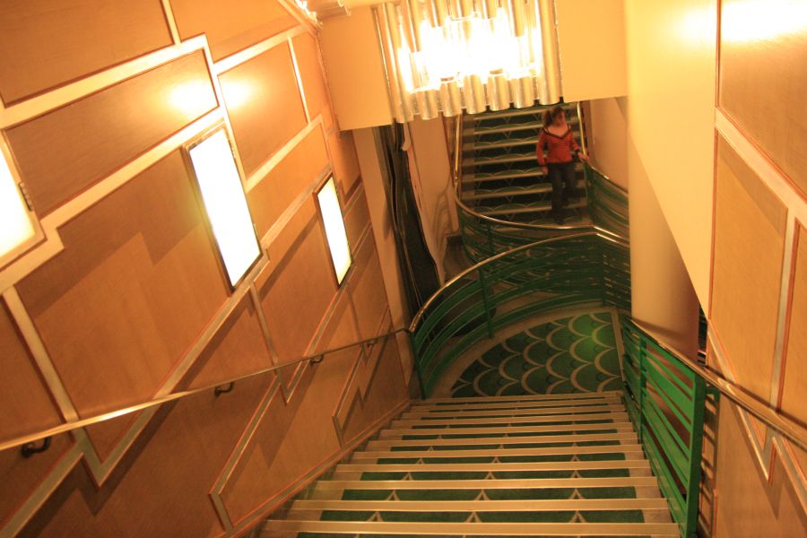 gal/Musical_Theatres/Wicked_-_Apollo_Victoria/Wicked_Musical_London047.jpg