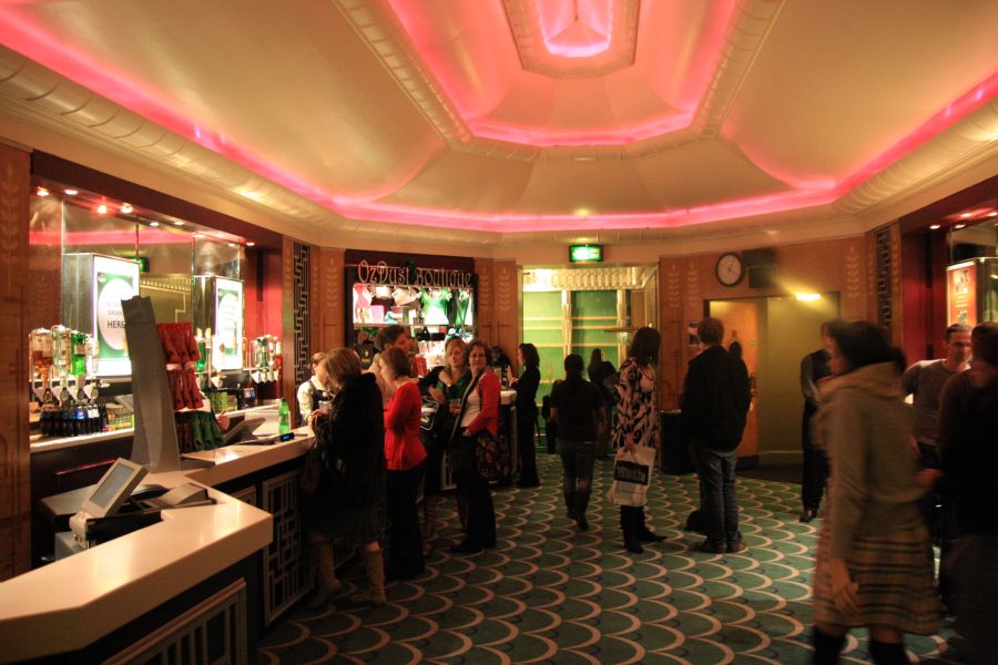 gal/Musical_Theatres/Wicked_-_Apollo_Victoria/Wicked_Musical_London051.jpg