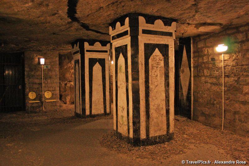 gal/Paris/Catacombes_-_Denfert_Rochereau/Catacombes_de_Paris_Denfert_Rochereau039.jpg