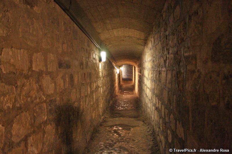 gal/Paris/Catacombes_-_Denfert_Rochereau/Catacombes_de_Paris_Denfert_Rochereau082.jpg