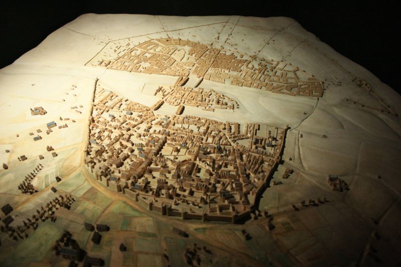 gal/Paris/Crypte_archeologique_de_Notre-Dame/Crypte_Notre_Dame_Paris06.jpg