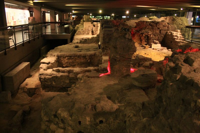 gal/Paris/Crypte_archeologique_de_Notre-Dame/Crypte_Notre_Dame_Paris70.jpg