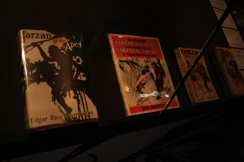 gal/Paris/Musee_du_Quai_Branly/Tarzan_ou_Rousseau_chez_les_Waziris/Tarzan_Exposition_Musee_Quai_Branly031.jpg