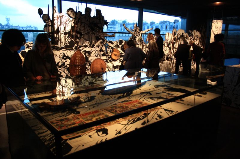 gal/Paris/Musee_du_Quai_Branly/Tarzan_ou_Rousseau_chez_les_Waziris/Tarzan_Exposition_Musee_Quai_Branly099.jpg