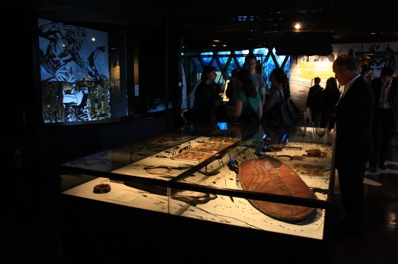 gal/Paris/Musee_du_Quai_Branly/Tarzan_ou_Rousseau_chez_les_Waziris/Tarzan_Exposition_Musee_Quai_Branly105.jpg