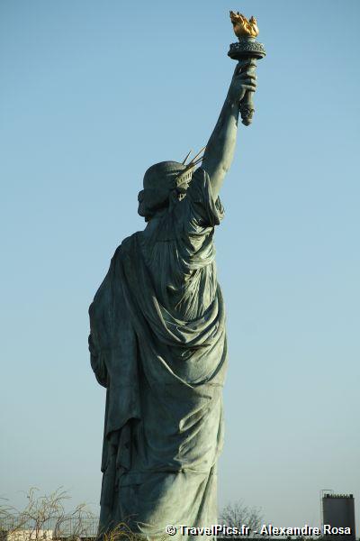 gal/Paris/Statue_de_la_Liberte/Statue_de_la_Libert__Paris_Grenelle48.jpg