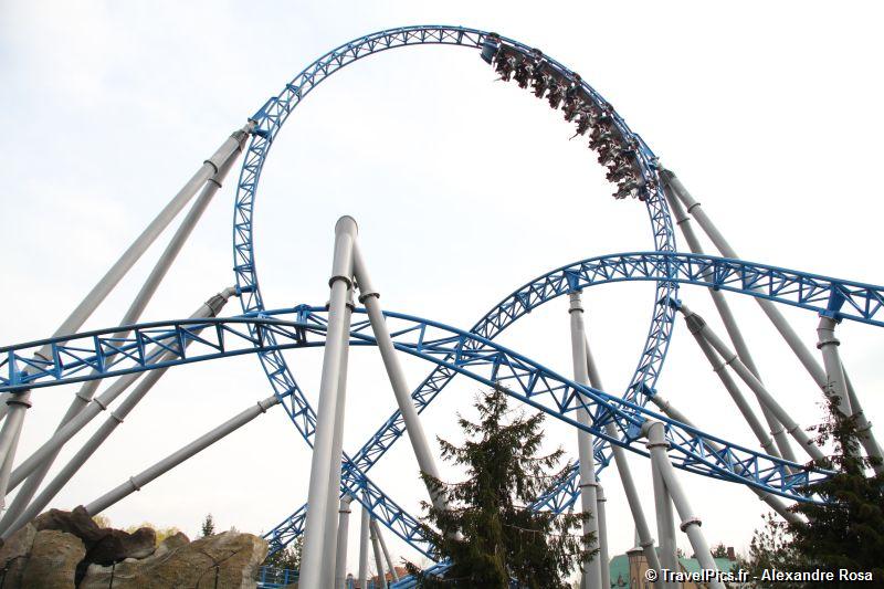 gal/Theme_Parks/Europa_Park/Islande/Blue_Fire/Blue_Fire_megacoaster_Europa_Park043.jpg