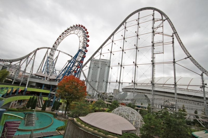 gal/Theme_Parks/LaQua_-_Tokyo_Dome_City/Thunder_Dolphin_coaster_Laqua_Tokyo13.jpg