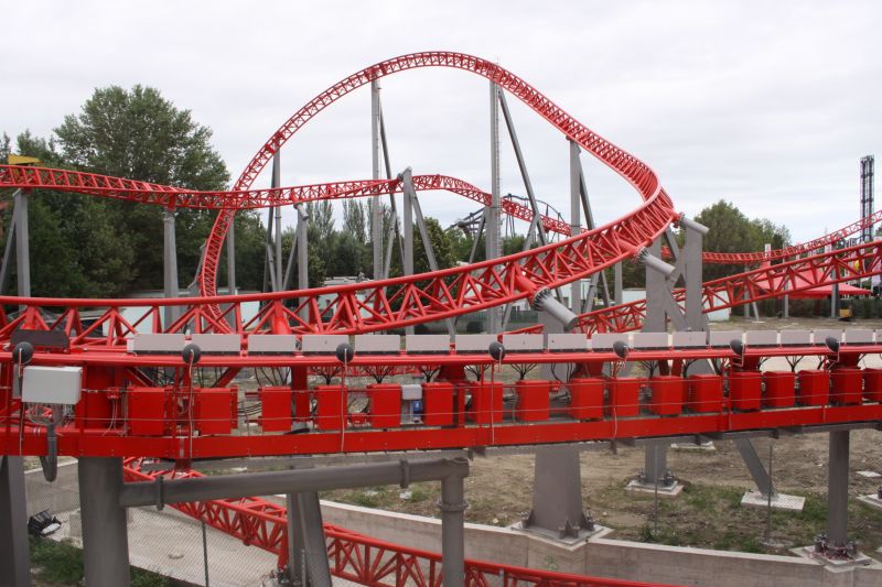 gal/Theme_Parks/Mirabilandia/iSpeed/iSpeed_Mirabilandia_Intamin_coaster196.jpg