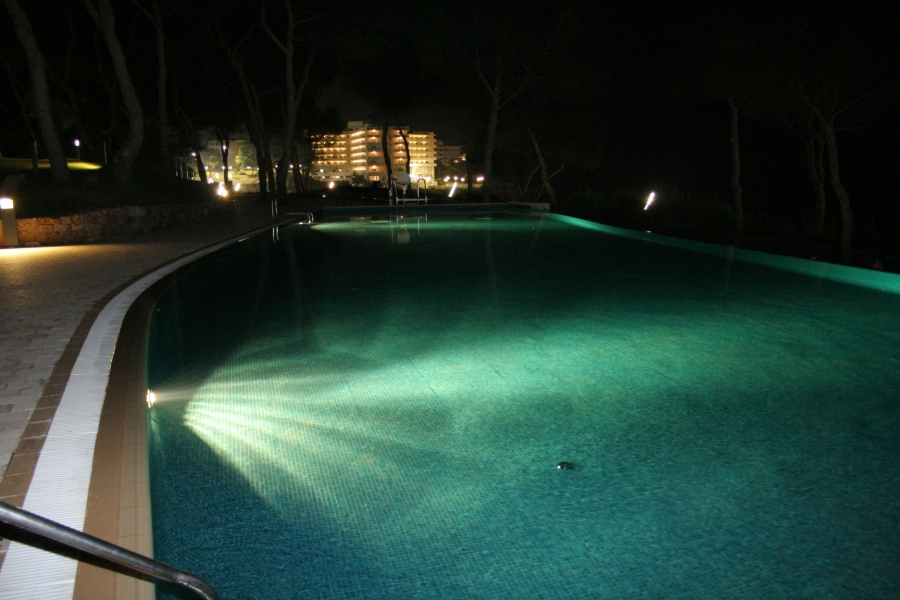 gal/Theme_Parks/Port_Aventura/Beach_Club/Piscines_de_nuit/IMG_9794.JPG